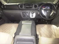 Nissan CARAVAN VAN лот № 8011 оценка 3  с аукциона в Японии 2