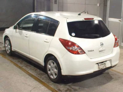 Nissan TIIDA