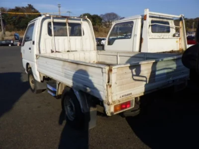 Mitsubishi DELICA TRUCK