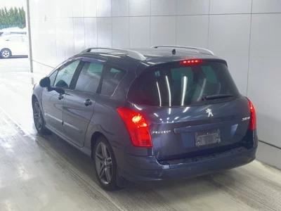 Peugeot 308  с аукциона в Японии