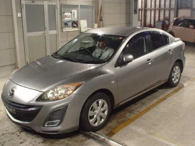 Mazda AXELA  с аукциона в Японии