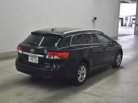 Toyota AVENSIS WAGON лот № 80028 оценка R  с аукциона в Японии 4