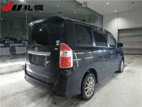 Toyota NOAH лот № 19 оценка R  с аукциона в Японии 1
