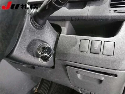 Toyota NOAH  с аукциона в Японии