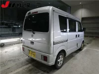 Nissan CLIPPER VAN лот № 28 оценка 3  с аукциона в Японии 1