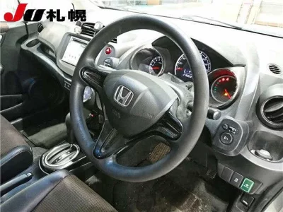 Honda FIT SHUTTLE  с аукциона в Японии