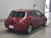 Nissan LEAF лот № 80037 оценка 3.5  с аукциона в Японии 4