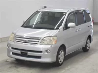 Toyota NOAH лот № 80036 оценка 3.5  с аукциона в Японии 3