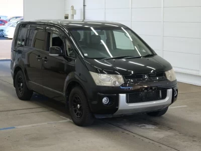 Mitsubishi DELICA D5  с аукциона в Японии