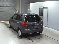 Mazda VERISA лот № 9041 оценка R  с аукциона в Японии 1