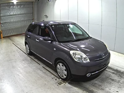 Mazda VERISA  с аукциона в Японии