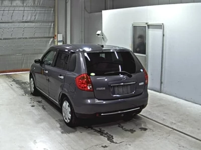 Mazda VERISA  с аукциона в Японии