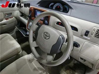 Toyota RAUM  с аукциона в Японии