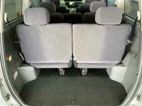 Toyota VOXY лот № 80054 оценка 3.5  с аукциона в Японии 9