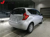 Nissan NOTE лот № 47 оценка 3.5  с аукциона в Японии 1