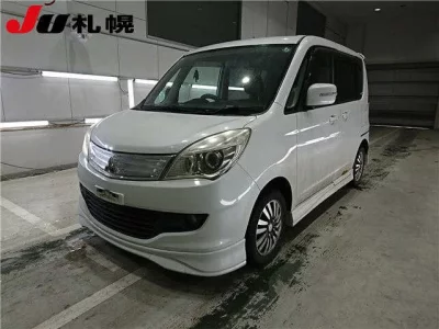 Mitsubishi DELICA D2  с аукциона в Японии