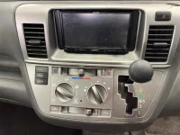 Toyota RAUM лот № 80064 оценка 3  с аукциона в Японии 5