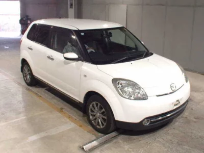 Mazda VERISA  с аукциона в Японии