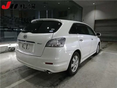 Toyota MARK X ZIO  с аукциона в Японии