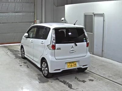 Mitsubishi EK CUSTOM