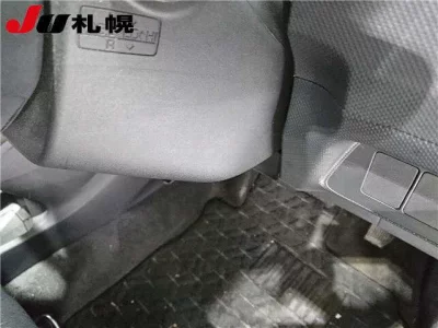 Toyota AURIS  с аукциона в Японии