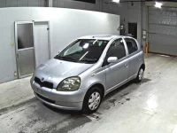 Toyota VITZ лот № 9111 оценка R  с аукциона в Японии 3