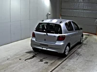 Toyota VITZ лот № 9111 оценка R  с аукциона в Японии 4