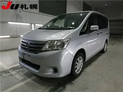 Nissan SERENA  с аукциона в Японии