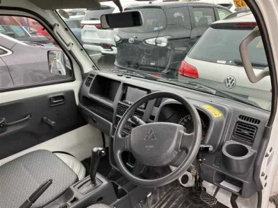 Mitsubishi MINICAB TRUCK  с аукциона в Японии