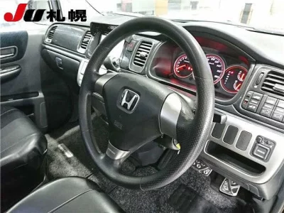 Honda STEP WAGON  с аукциона в Японии