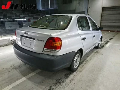 Toyota PLATZ