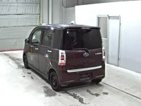 Subaru LUCRA лот № 9138 оценка 3  с аукциона в Японии 1