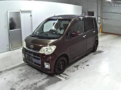 Subaru LUCRA  с аукциона в Японии