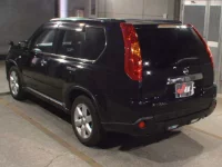 Nissan X-TRAIL лот № 8102 оценка 3.5  с аукциона в Японии 1