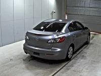 Mazda AXELA лот № 9137 оценка 3.5  с аукциона в Японии 4