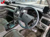 Toyota CROWN лот № 95 оценка R  с аукциона в Японии 2