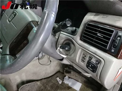 Toyota CROWN  с аукциона в Японии