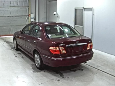 Nissan SYLPHY  с аукциона в Японии