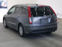 Honda STREAM лот № 2114 оценка 4  с аукциона в Японии 1