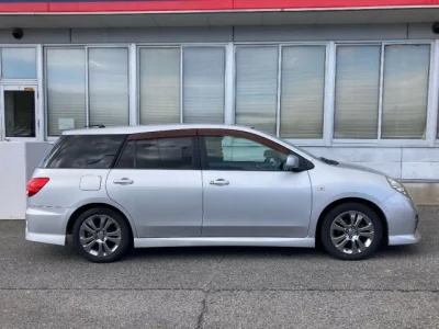 Nissan WINGROAD  с аукциона в Японии