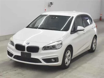 BMW 2-Series  с аукциона в Японии