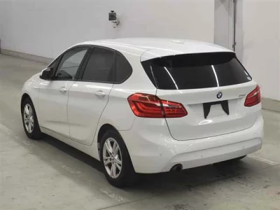 BMW 2-Series  с аукциона в Японии