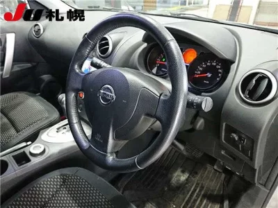 Nissan DUALIS  с аукциона в Японии