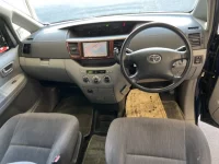 Toyota NOAH лот № 2111 оценка RA  с аукциона в Японии 4