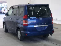 Toyota NOAH лот № 2111 оценка RA  с аукциона в Японии 1