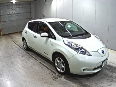 Nissan LEAF  с аукциона в Японии