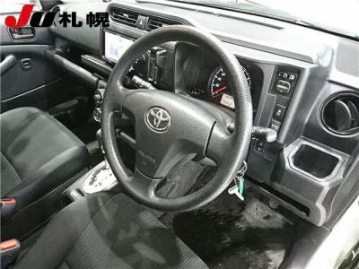 Toyota SUCCEED