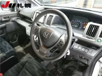 Honda STEP WAGON лот № 119 оценка R  с аукциона в Японии 2