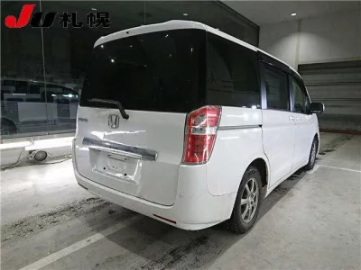 Honda STEP WAGON  с аукциона в Японии