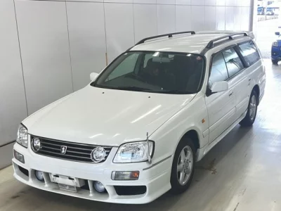 Nissan STAGEA